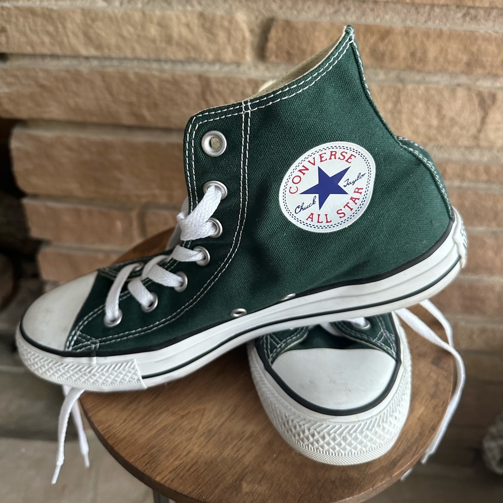Converse High Tops dark green hardly worn Men’s 6/Womens 8